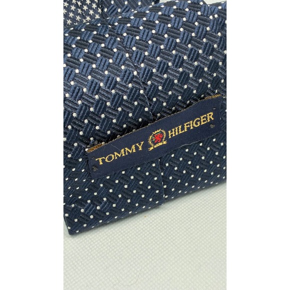 Tommy Hilfiger Mens Navy Blue Geometric Dot Silk Necktie Made in USA WPL 2831 - Picture 5 of 10